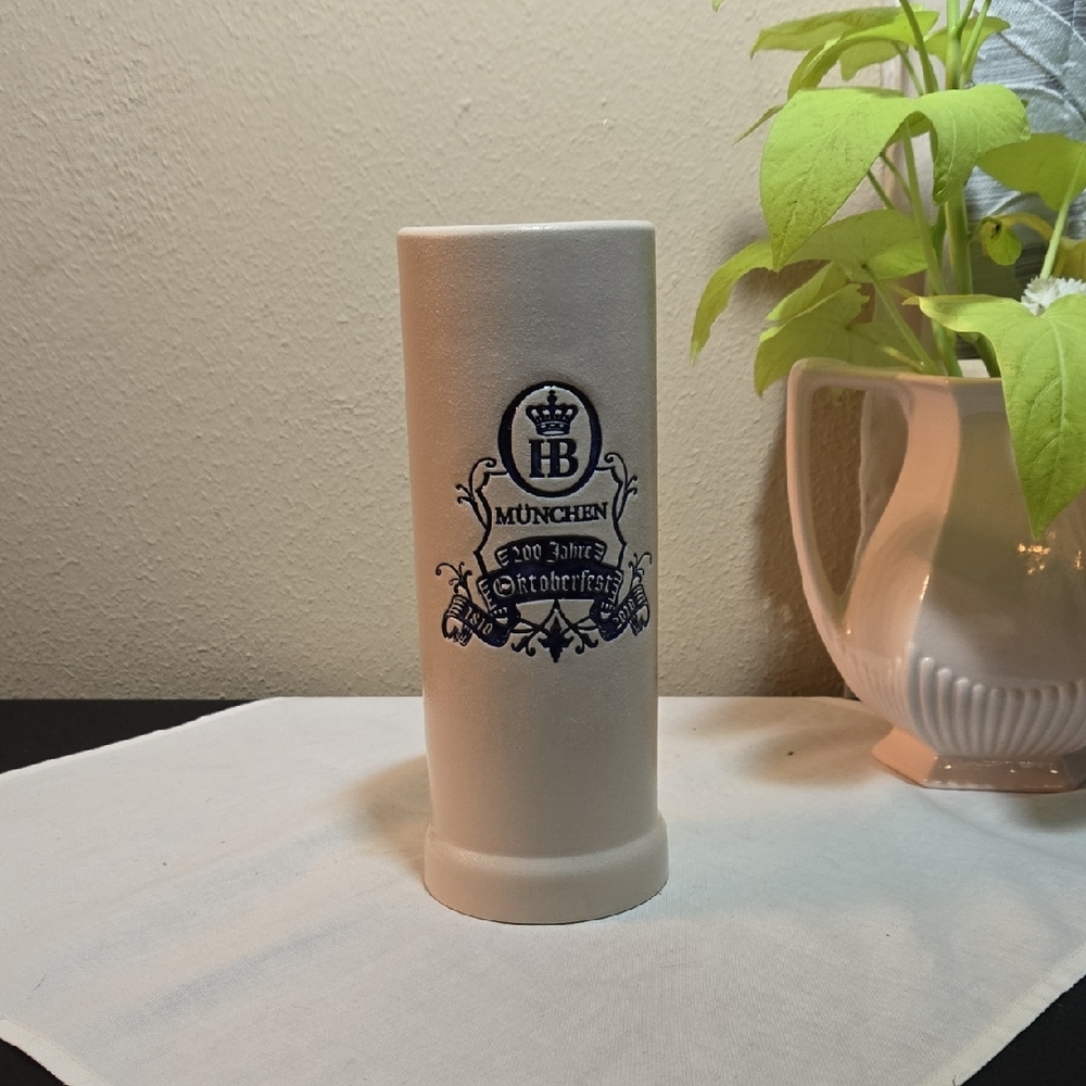 München Oktoberfest Beer Stein 200 Years 1810-2010